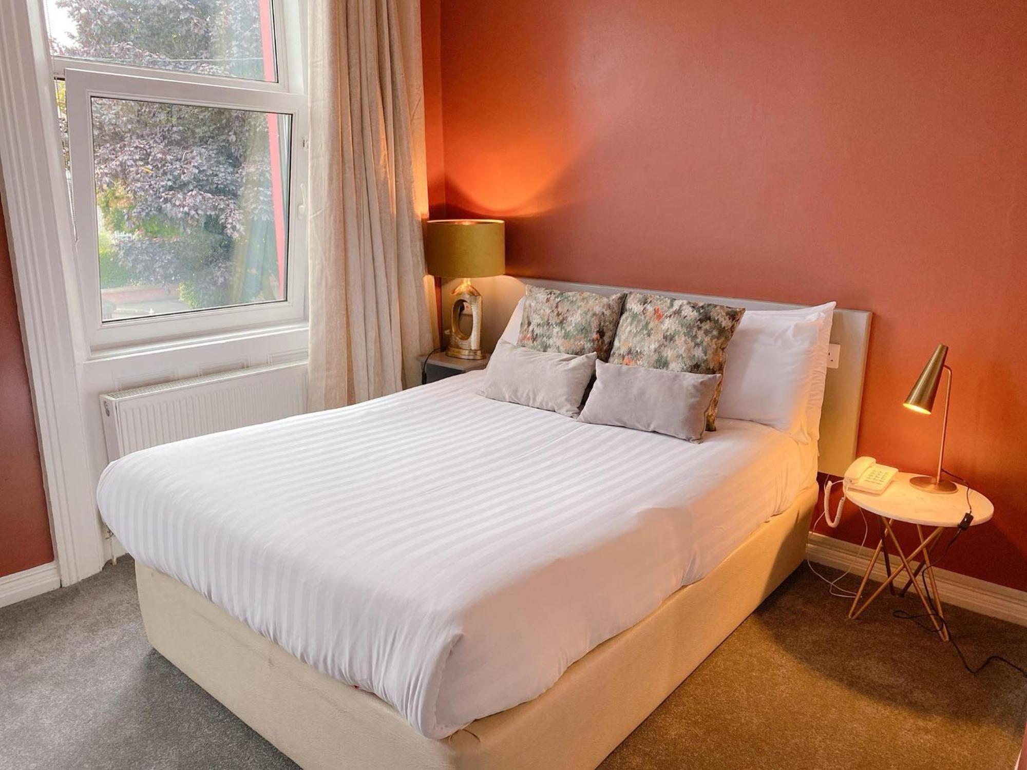 קורק Rose Lodge Guest House מראה חיצוני תמונה