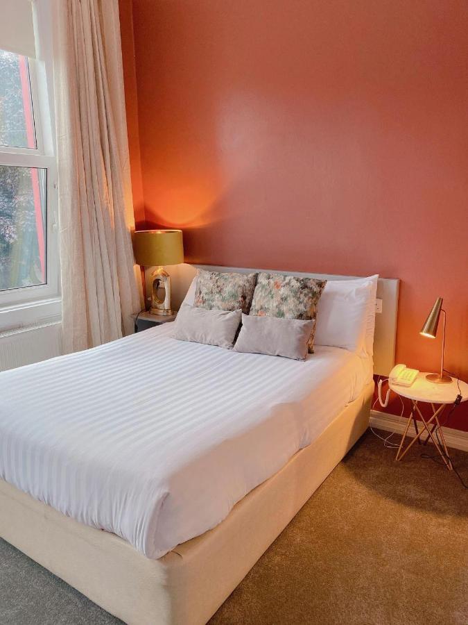 קורק Rose Lodge Guest House מראה חיצוני תמונה